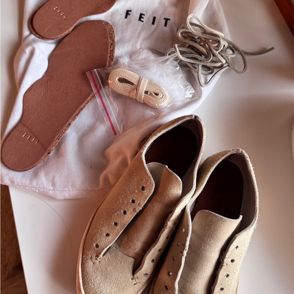 FEIT Greige Hand Sewn Low Shoes